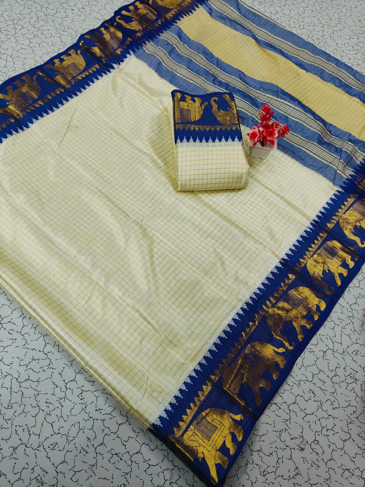 Trending Rashmika Checked Fancy Cotton Sarees Collection